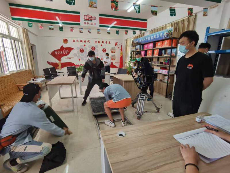 追星女孩心理学分析报告：耀州区广告片拍摄公司揭秘饭圈应援式传播逻辑